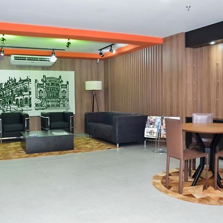 M Tower Hotel 佩洛塔斯 外观 照片